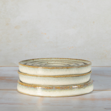 Load image into Gallery viewer, Handmade Ceramic Soap Dish